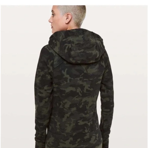 Camo lululemon size 10 - Picture 7 of 7